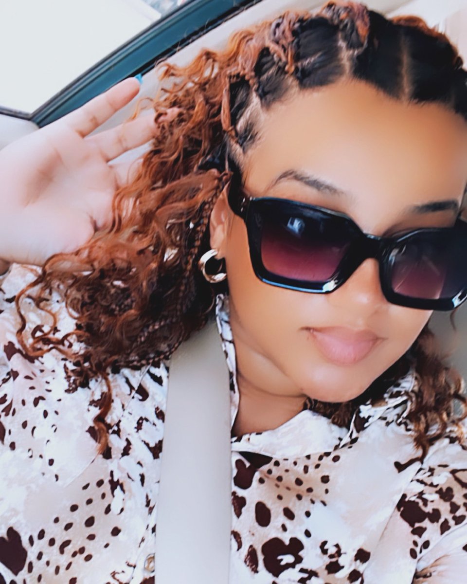 Live laugh love ♥️