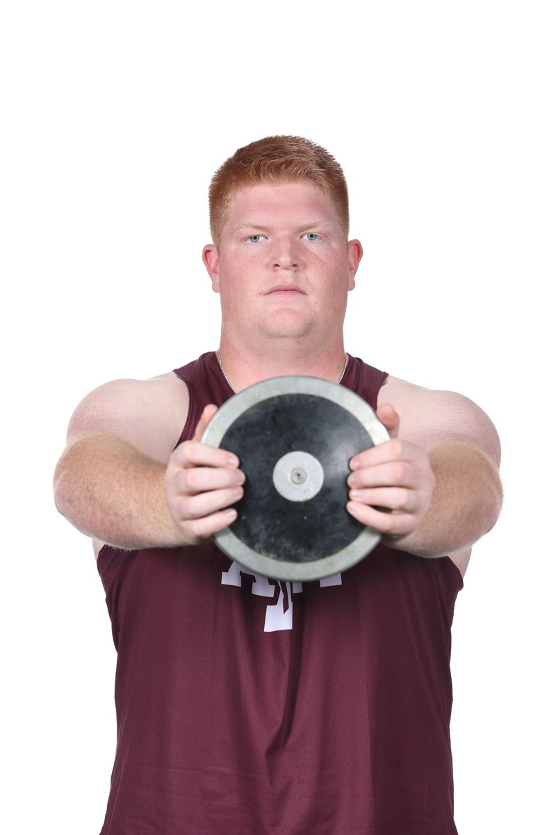 aggietfxc's tweet photo. Ethan Sanders continues the momentum, as he wins the men’s discus with a toss of 48.72m/159-10 👍

#GigEm // #AggieTF // 📊 https://t.co/BieyG4PqLV https://t.co/Q6NVNIC5Wt