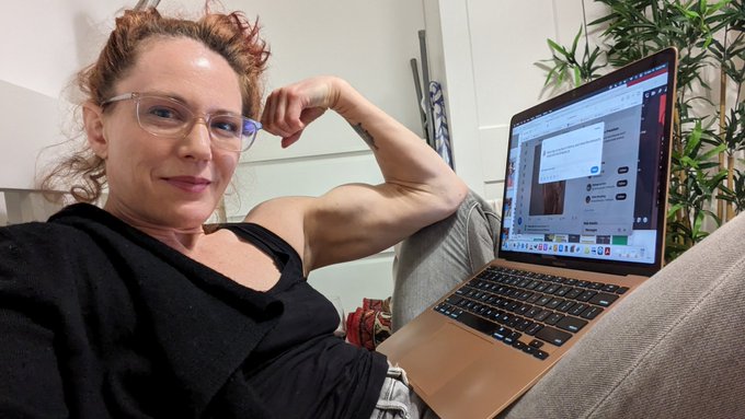 Had a wild first day in Rome!  Now I'm in email-answering power mode! https://t.co/9zXoO6zrjI<a href="/tag/nadialadyjustice"class="tags"><span>#nadialadyjustice</span></a>