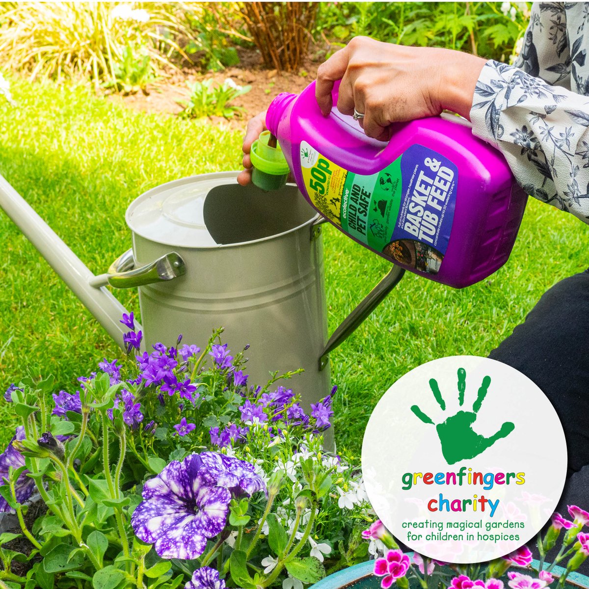 🎗️At ecofective® we support Greenfingers charity with our Tub &amp; Basket Feed! 
💰For every bottle sold 50p goes to Greenfingers. 
🧤Today is Garden Re-Leaf day, a day of charity to support Greenfingers, find a stockist on our website today - loom.ly/MAcfan0