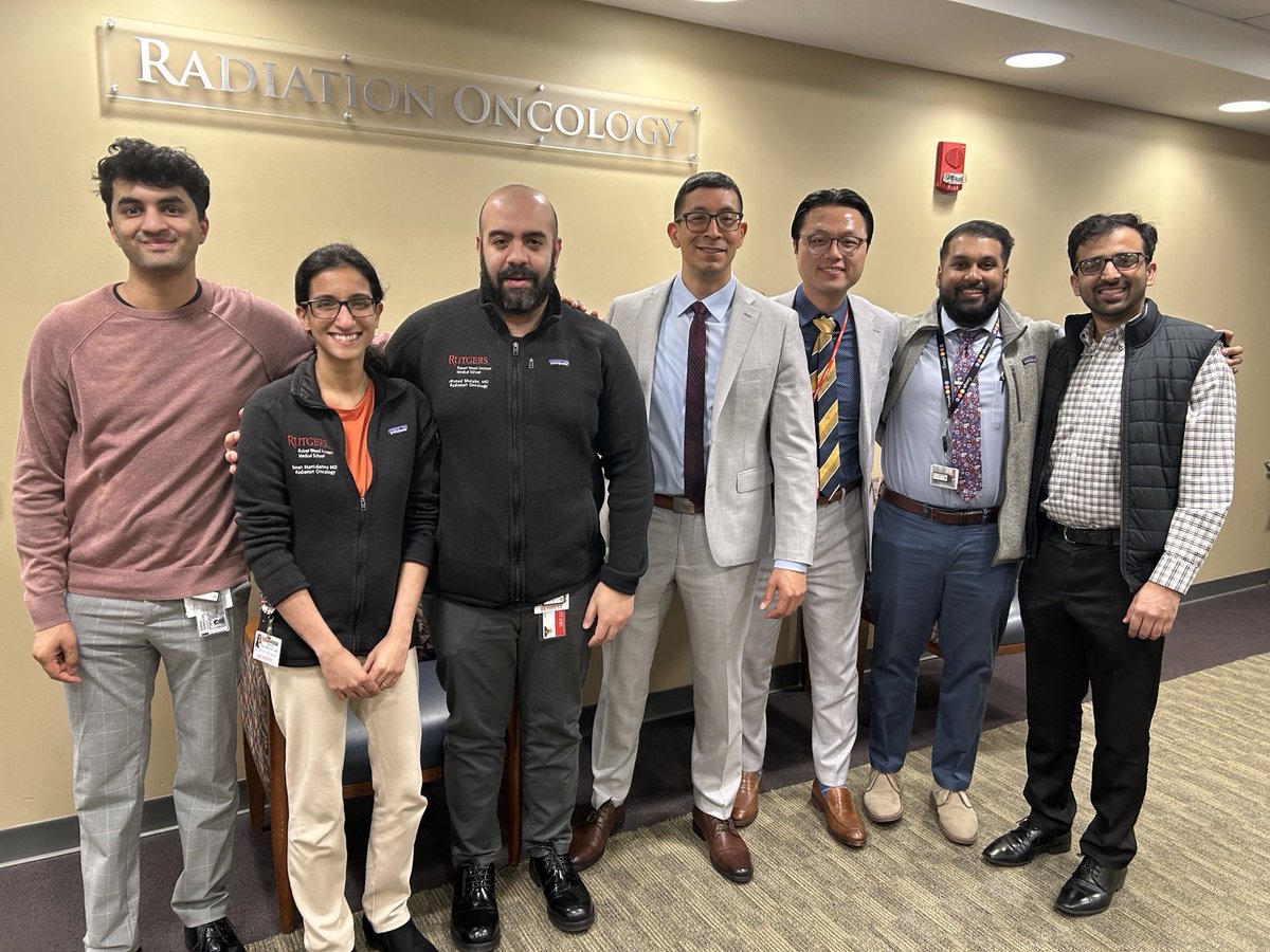 One of my favorite parts of visiting #radonc depts is meeting with the residents. Fantastic questions on #radiopharmaceuticals and beyond. Excellent discussions all around! Thanks to Drs. Hathout, Haffty, Yue, @MalcolmMattesMD @RonEnnisMD1 for the hospitality!