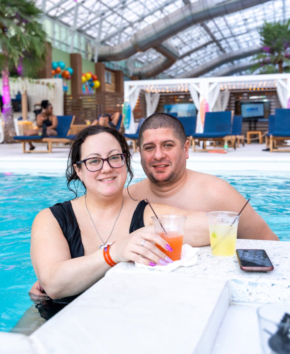 Dive into tropical bliss at the swim-up bar! Refresh yourself with cool cocktails and vibrant vibes, creating unforgettable memories with every splash. Cheers to an oasis of fun! #ACIslandWaterpark #ShowboatExperience #ShowboatHotel #SwimUpBar #ParadiseAdultIsland