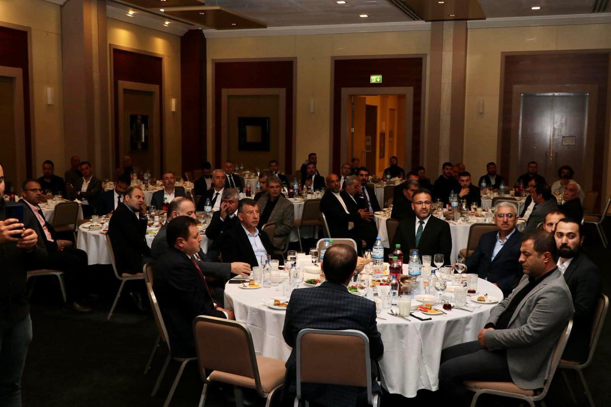bybekirbozdag's tweet photo. Özel Meslek Liseleri Federasyonu tarafından düzenlenen iftar programına Milletvekilimiz Mehmet Ali Cevheri ile birlikte katılım sağladık.

Özel Meslek Liseleri Federasyonu Başkanı Ahmet Yalçın ve Federasyon üyelerine misafirperverlikleri için teşekkür ediyor, çalışmalarında başarıları diliyorum.