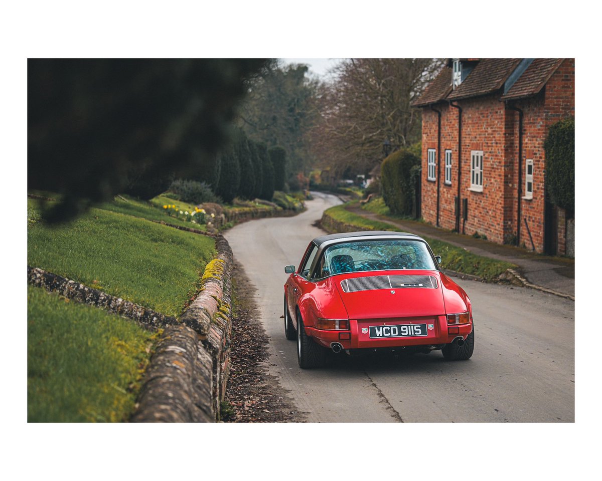 RaeburnWard's tweet image. Love a tastefully modified 911

#classic911 #backdate