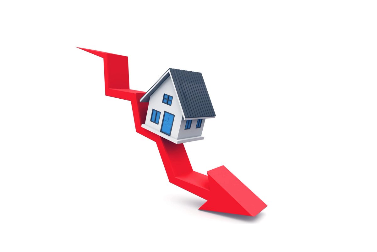 Home mover mortgage lending hit 50-year low in 2023 via @@HPropertyguide homespropertyguide.com/home-movers-fa… #FallingApprovals #FirstTimeBuyers #HomeMoverChallenges #MortgageCrisis #UKHousingMarket #ukproperty