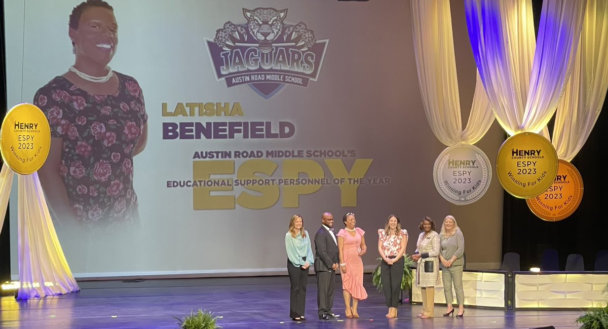 Jaguar Alert 🚨 Join us in celebrating our ESPY Mrs. Benefield 🏆@dvinedeeva Thank you for consistently supporting our students, teachers, & staff. We are so appreciative of YOU & your commitment to #WinningforARMS 💙🐾 @LibraLBrittian @AOAddison_ @MajorJones_ @ARMS_Wellness