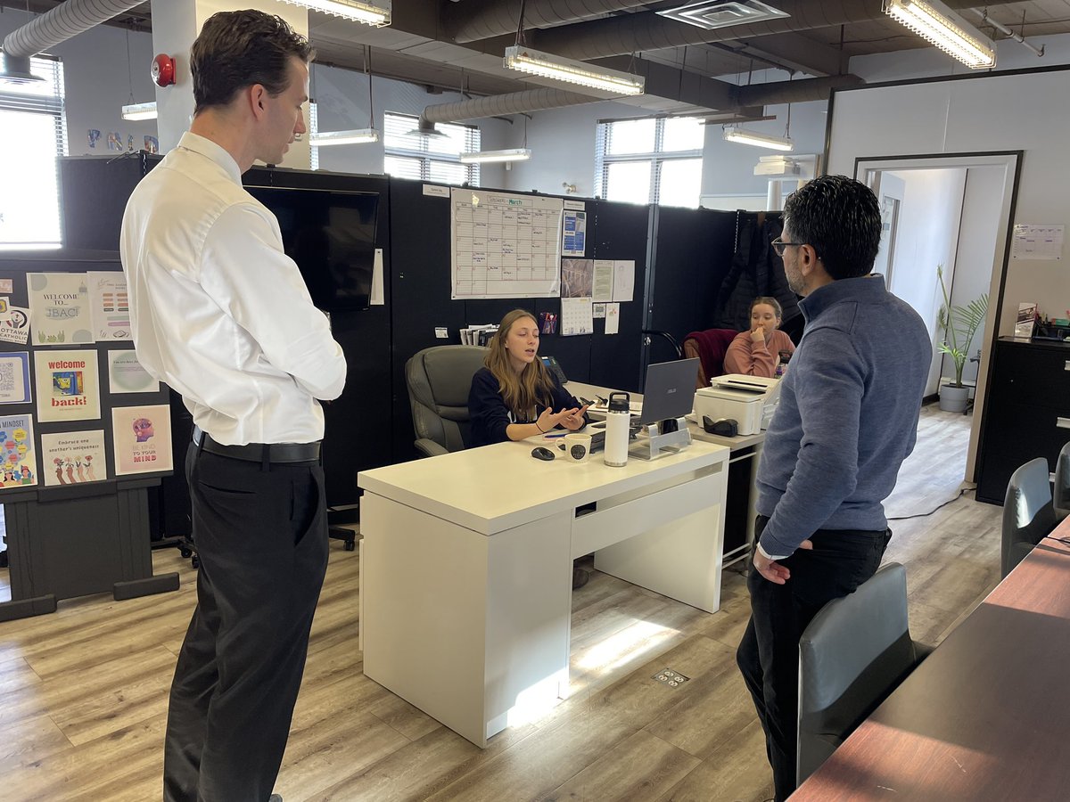 Great visit to <a href="/ochottawa/">Operation Come Home</a> in #OttawaCentre to meet the staff &amp; learn more about their programs. 

From educational supports and housing help, to crisis intervention and skills training, they are dedicated to supporting youth in our downtown core.