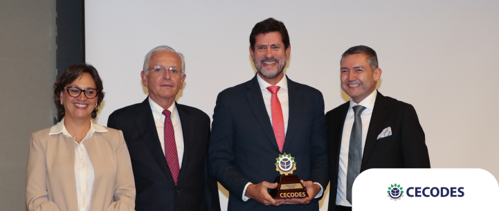 CECODES's tweet photo. #Noticias #CECODES, como organización líder y promotora de la sostenibilidad empresarial, entregó el pasado jueves 14 de marzo la tercera edición del Reconocimiento Empresa Sostenible CECODES. En este espacio, organizaciones internacionales respaldaron y recalcaron el liderazgo de esta organización en la conversación de la sostenibilidad de nuestro país, agregando un llamado a la acción para que más empresas aumenten su ambición enfocada en los criterios que a nivel mundial se están exigiendo al sector privado: Cero emisiones de GEI, Objetivos ambientales ambiciosos, Cumplimiento de los Principios Rectores de DDHH y Empresas, Abordaje de la desigualdad con enfoque empresarial y Operar al más alto nivel de la transparencia.
Si quieres leer la nota completa ingresa aquí👇:
https://t.co/ImvVYMqEBE