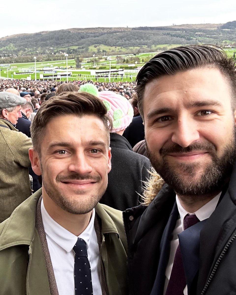 Cheltenham Festival 2024 🤝

That concludes a fantastic week at the home of National Hunt racing! Some lovely winners for me inc Fact To File, Absurde, Langer Dan, Teahupoo, Gaelic Warrior &amp; Protektorat.

The weather &amp; Hendo sickness didn’t defeat us 💪

Roll on Cheltenham 2025…