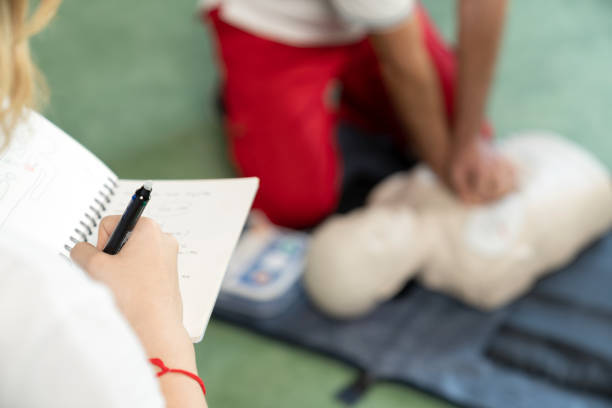 LifeBeatInc1's tweet image. First Aid knowledge can help minimize injury and improve recovery outcomes. It&apos;s a critical skill everyone should have. #FirstAidKnowledge #LifeSavingSkills