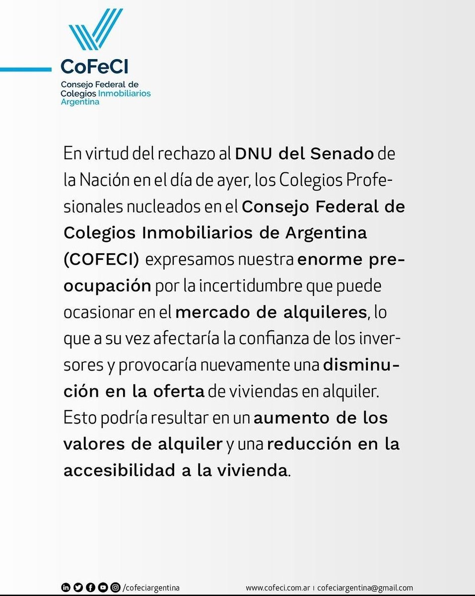 InquilinosAgrup's tweet photo. Las inmobiliarias del país llorando porque se cae el DNU. 
Pusieron plata para la campaña de Milei y ahora no pueden creer que gobierne de una manera tan torpe. 
Se cansaron de hablar de "seguridad jurídica" y votaron a un inexperto que gobierna por decreto. 
#CastaInmobiliaria https://t.co/aRGzOZs6jN