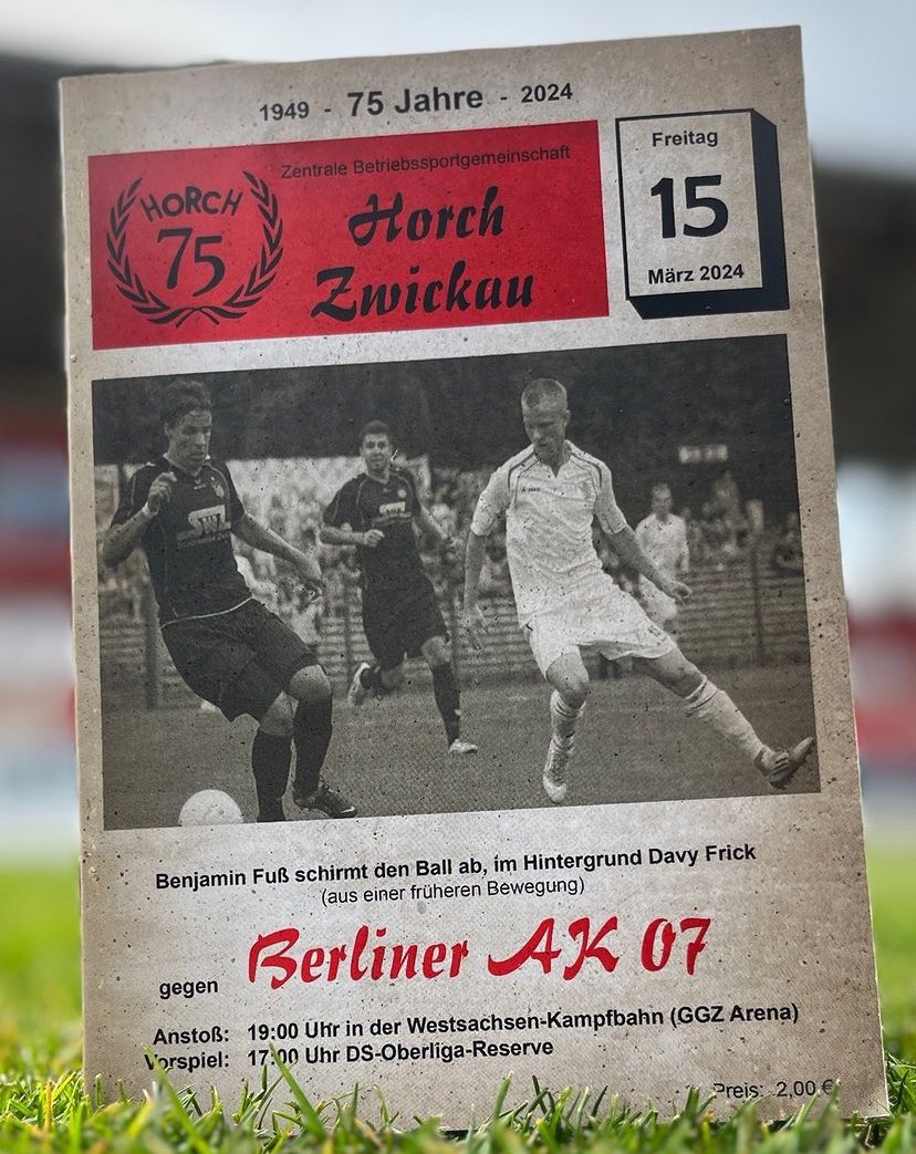 EastGermanFooty's tweet photo. BSG Horch Zwickau returned tonight 💪🏻
📸 fsv.zwickau
#RLNO #FSVBAK #HORCHBAK https://t.co/cmO12DDu1e