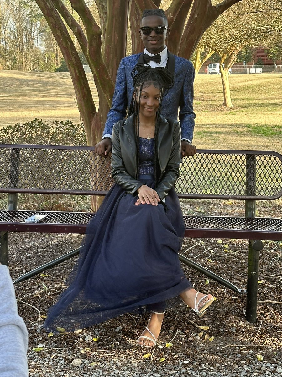 Mz_Yoshii's tweet photo. When they ask me who and why I do it for…🤞🏾❤️ #8thGradeFormal https://t.co/p1iDXr54dS