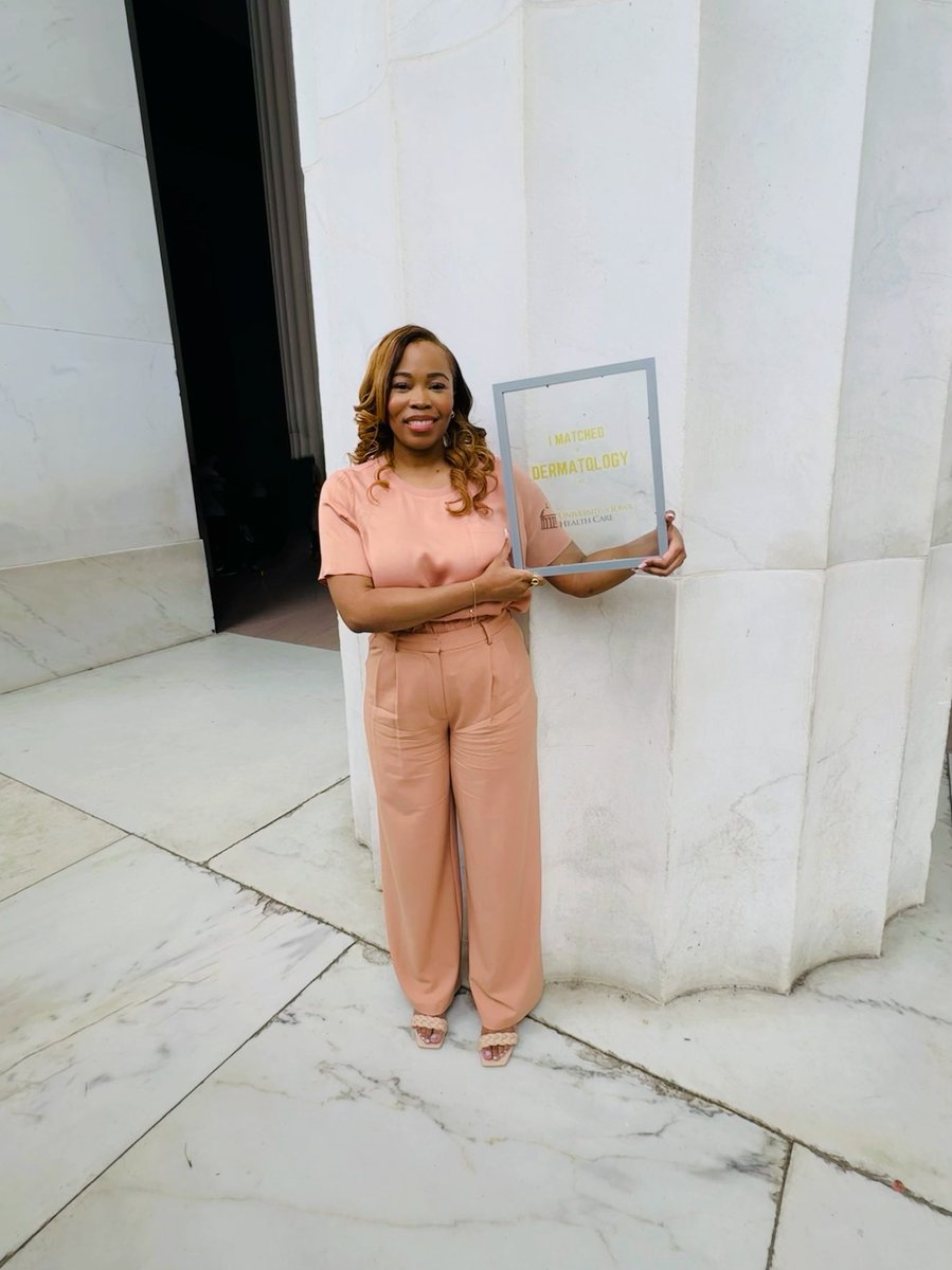 So proud of my ‘22-‘23 research fellows on their matches in #dermatology today! <a href="/alexisgstrahan/">Alexis Strahan</a> is coming to <a href="/HMSCombinedDerm/">Harvard Medical School Combined Derm Program</a> #Harvard &amp; <a href="/DrJanetLubov/">Janet Lubov, MD,MS</a> is headed to <a href="/uiowa/">University of Iowa</a> #Iowa. Woohoo ladies! All your hard work paid off! 👏🏻👏🏻👏🏻