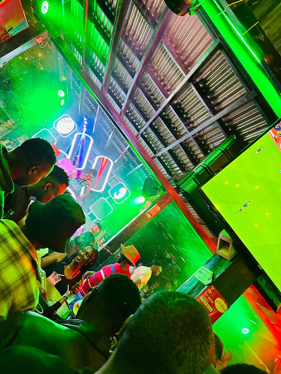 Scorfield256's tweet image. Eno ku @ShootersBar_Mbr bilalanyo #UgTukoWapi grand finale mu #SplendidFridays