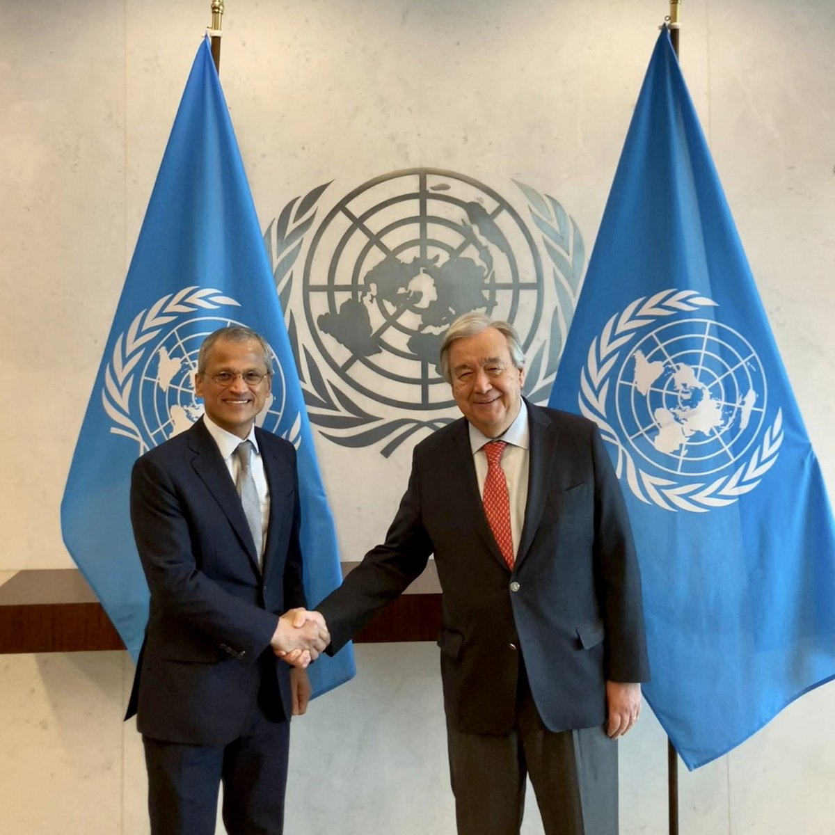 Always a great honour to meet UN Secretary-General @antonioguterres @UN and discuss global and regional issues and ways to strengthen the UN