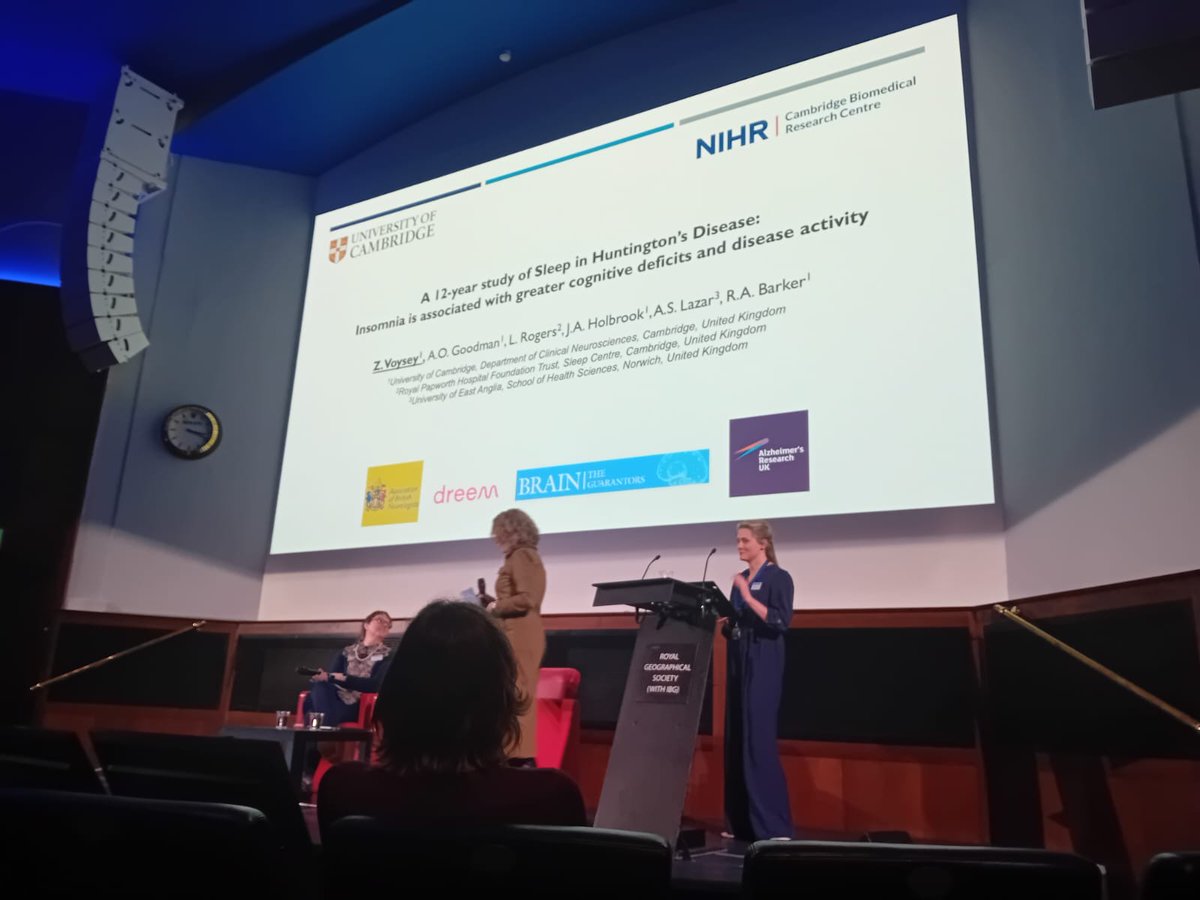 PDandHDLab's tweet image. Happy World Sleep Day! 🌎 😴 and what a great way to mark it with a whole session dedicated to sleep at #BrainConf2024 with
@zanna_voysey
presenting our HD-sleep work in the ECR session.