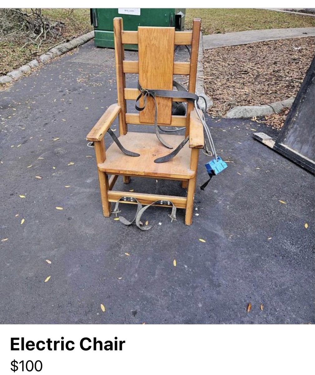 Florida marketplace wants me to fry someone 👀 $100 for an electric chair