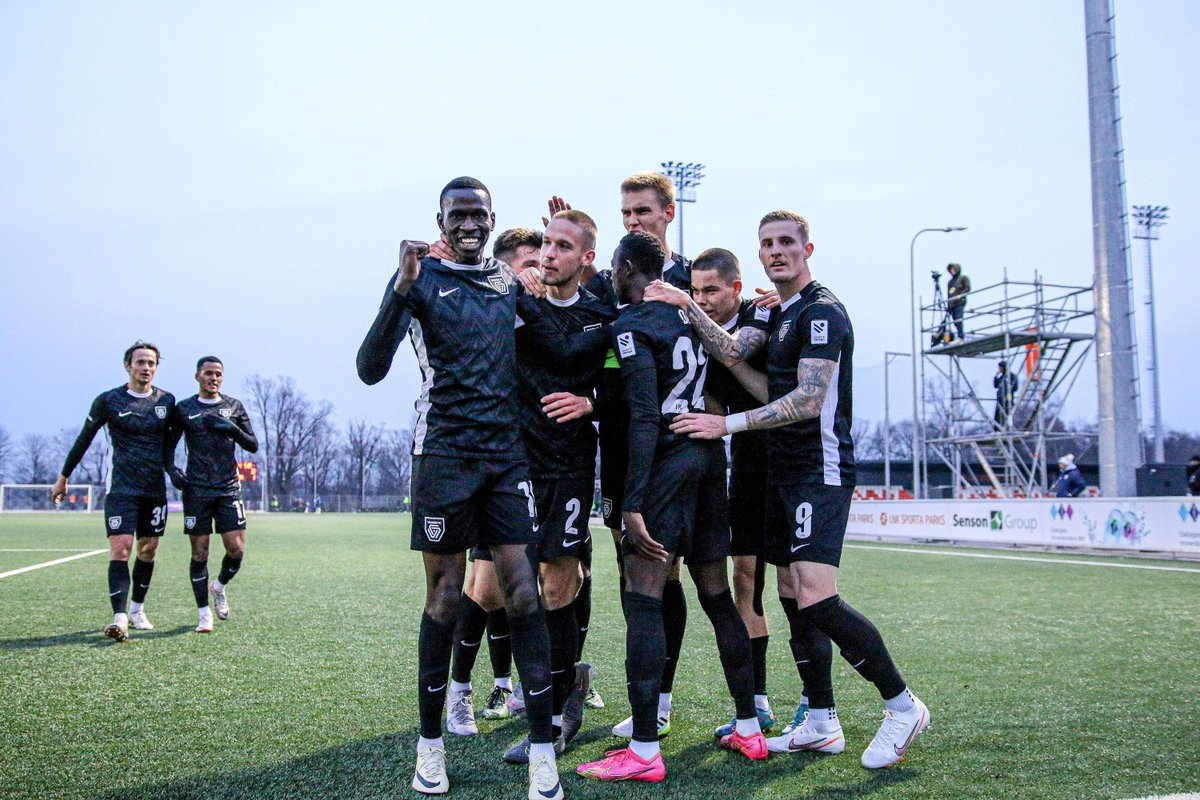 valmierafc's tweet photo. 📷📷📷 Fotoreportāža no Tonybet Virslīgas 2. kārtas spēles pret FK RFS (1:0).
#RFSVAL #TonybetVirsliga #Virsliga #ValmieraFC #StāvPāriVisamValmiera ⚫🟢 https://t.co/0rxdlDWrGE
