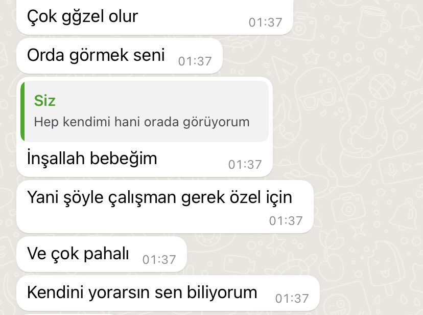 Beni hep ilerde gören bir dosta sahibimmm🩷