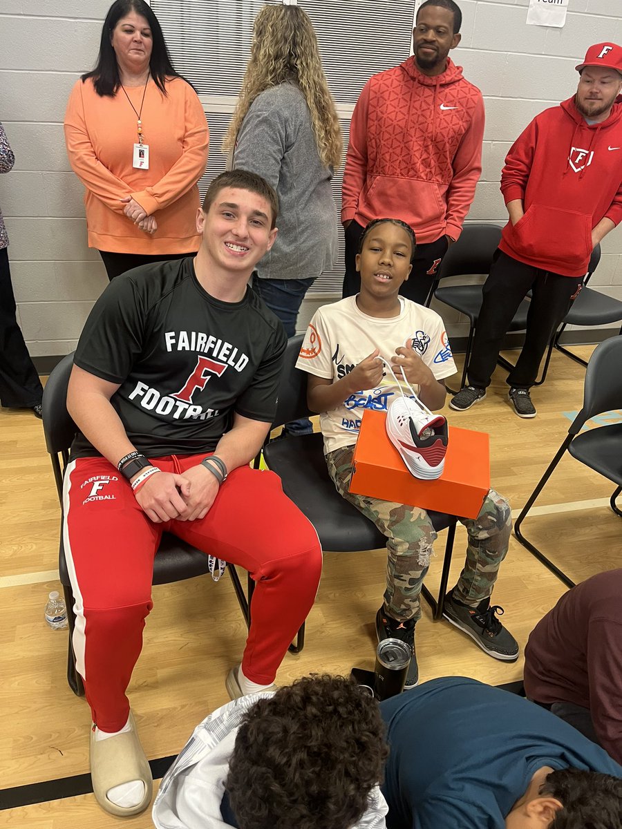 Jason Krause (@fairfieldfb) on Twitter photo 