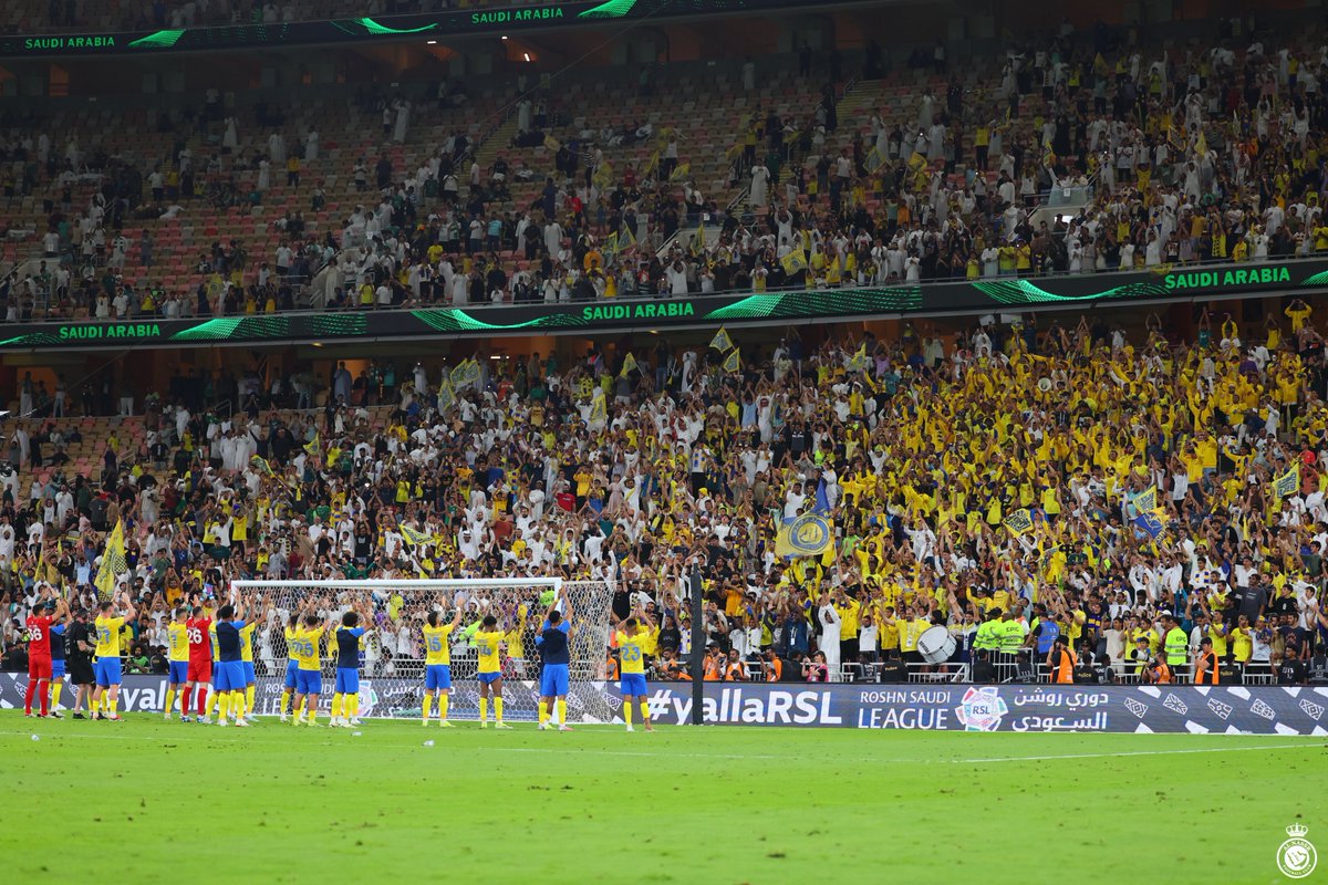 AlNassrFC's tweet photo. إن كانت تُسعـدك .. فاستمتع بمشاهدتها 💛
وإن كانت تؤلمـك .. فـزد غيضًا بها 😄 https://t.co/OoOy1T1NwC