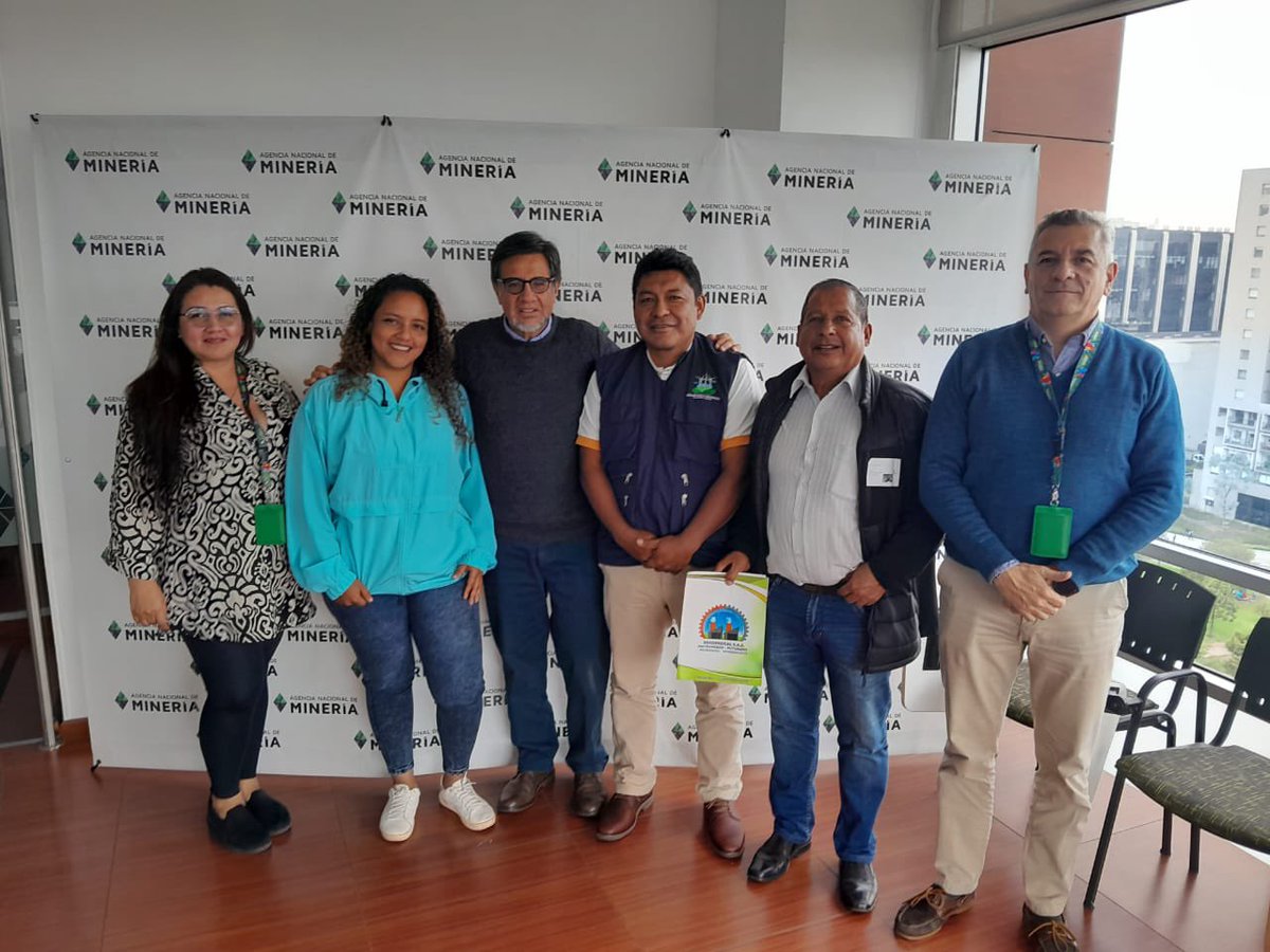 VeeduriaMocoa's tweet photo. Seguimos Trabajando por el Sector Minero Energético de #Mocoa y #Putumayo. 

El 11 de marzo nos reunimos con @AlvaroPardo8 en @ANMColombia sobre transición energética, industrialización, desarrollo agrario e infraestructura desde la minería para impulsar el dpto. https://t.co/yV2uP7ETLQ