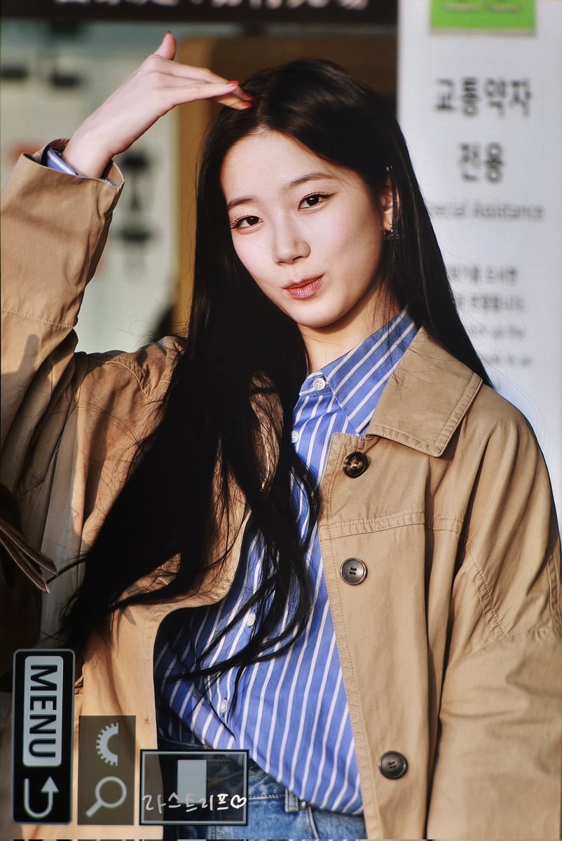 Last_leaf_0809's tweet photo. 240316 GMP 프리뷰

#카즈하 #KAZUHA 
#르세라핌 #LE_SSERAFIM https://t.co/YBcyJDJ0ch