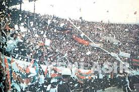 #KarsiyakaStadiniIstiyor