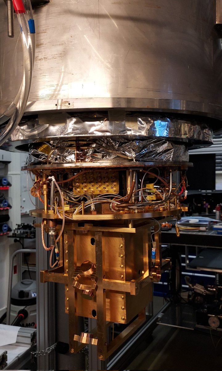 ankulism's tweet photo. Behind the scenes peek: currently knee-deep in 100s of wires, lasers, and a whole lot of trial and error as we move closer towards realization of long-lived circular Rydberg atoms. Some actual science soon 🤞 
#QuantumComputing 
@lkb_lab @cdf1530 https://t.co/NHGJbeFjms