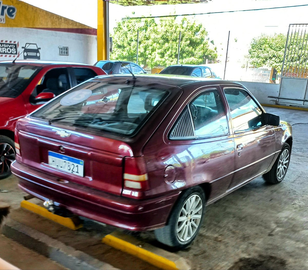CarrosPodres's tweet photo. #Chevrolet #MercedesBenz #MB1113 #Chevroletd20 #Kadett #ChevroletD11000 #IGUATU #Ceará #Brasil
REGISTRO EM IGUATU-CE
FOTO DE LEANDRO PORFIRIO
#Guerreiroematividade
#carroantigo #caminhãoantigo #motoantiga #antigomobilismo #veiculoantigo #trator #ônibusantigo #motoracombustao https://t.co/9s3rOCnWpQ