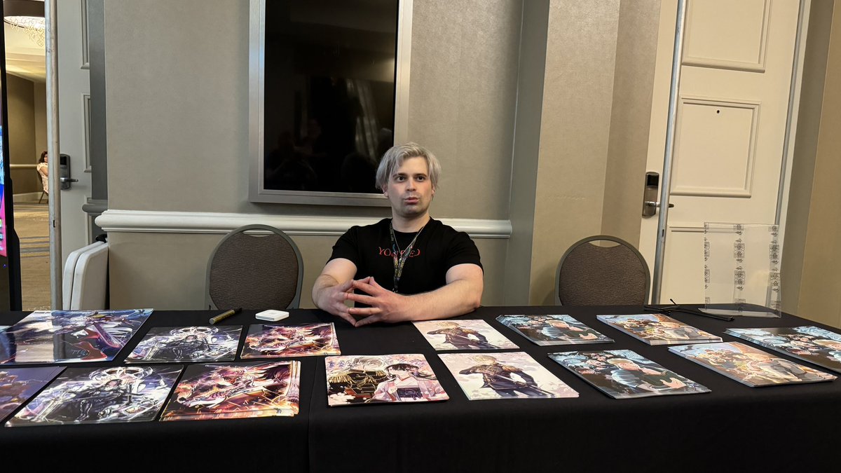 Hello Virginia! Richmond! I am here! Because I’m playing dnd stuff, I’m in the tabletop area of GalaxyCon Richmond! Not the voiceover area. Come say hi today. And tomorrow!