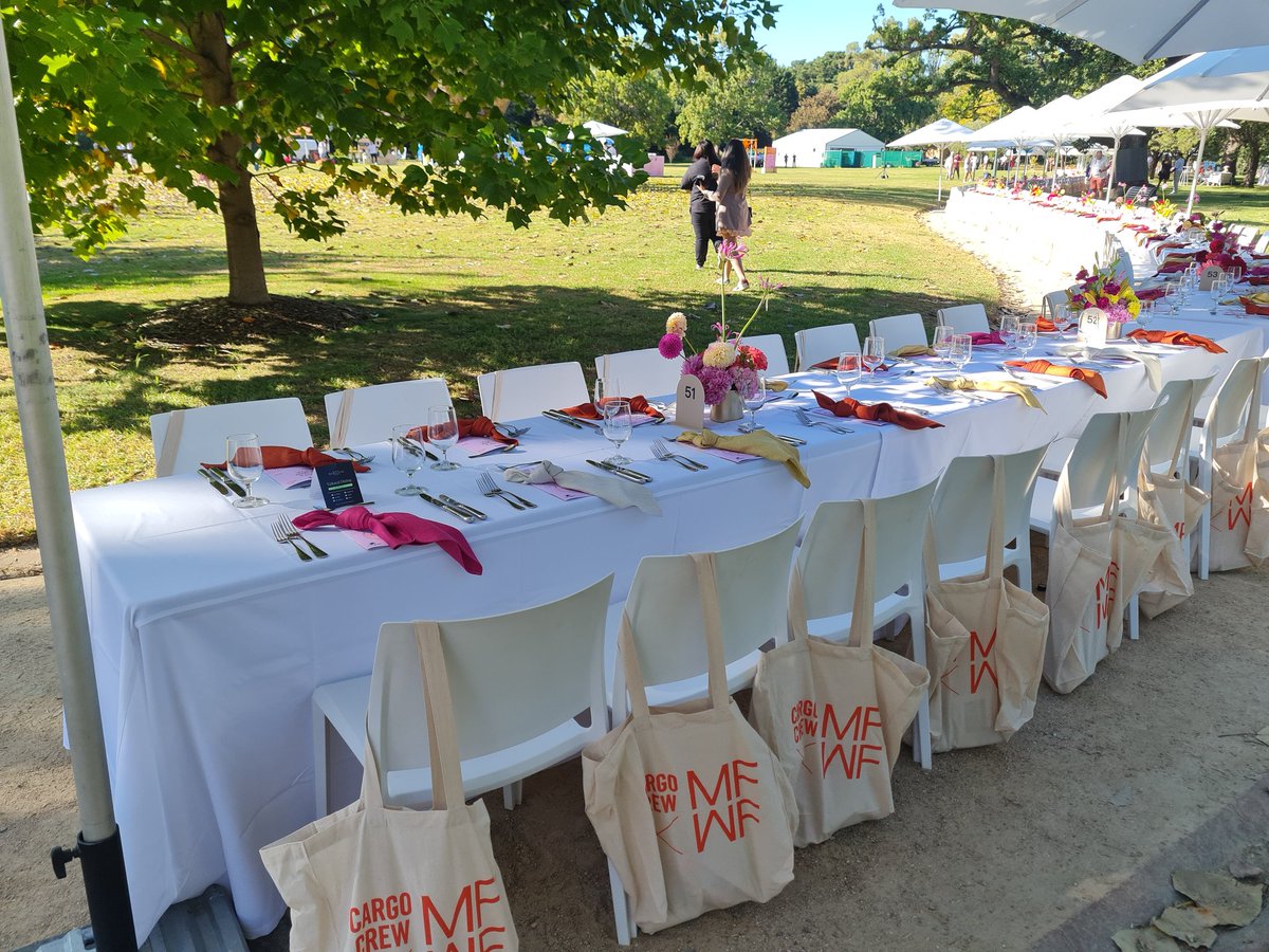 And that's a wrap.
World's Longest brunch at Kings Domain.
#Melbourne turning it on

#MFWF 
#MelbMoment