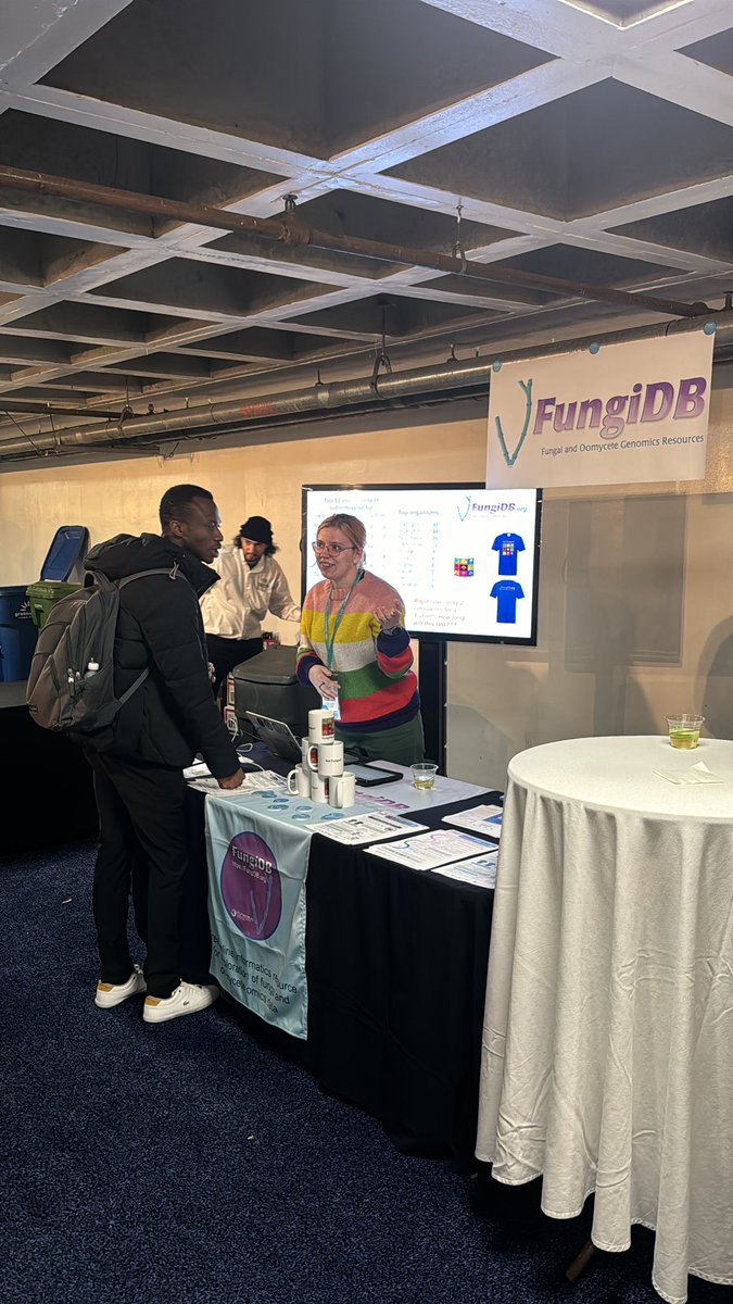 Final night of the #fungidb booth at #fungal24. Come by ask some questions and add a user comment. Right now Magnaporthe is in the lead!!! What happened to Aspergillus and Neurospora? #crowdsourcing annotation