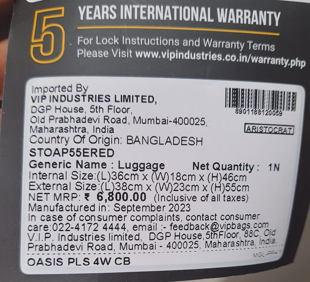 uttkarsh81's tweet photo. VIP Trolley bags.. being imported from BANGLADESH..

MODI HAE TO MUMKIN HAE..

🤣🤣🤣🤣

#StopFalseCases
#FalseCaseDay
#FalseCaseMonth
#ModiKiGuarantee 
#ModiHaiToMumkinHai 
#1CroreAlimony https://t.co/6w3lO4TPU4