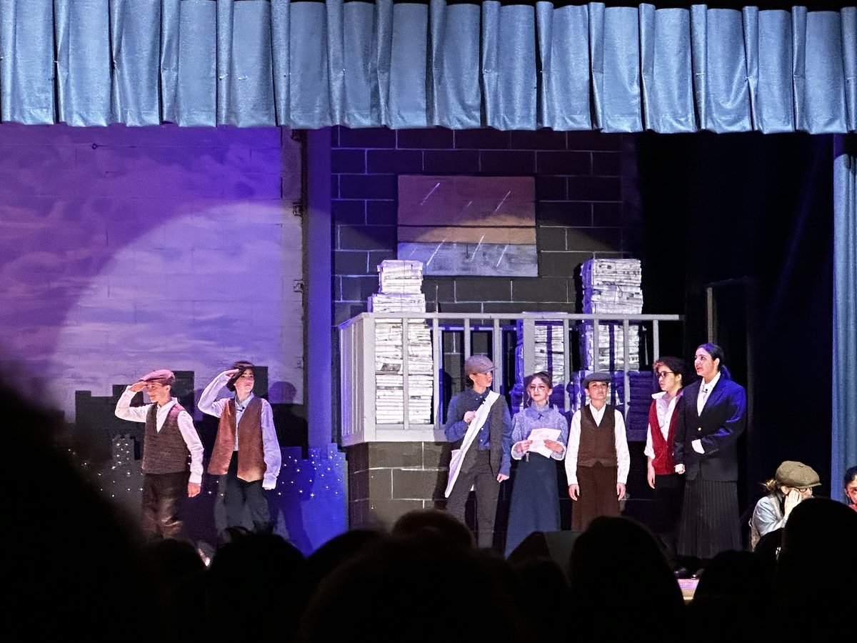 Outstanding performance of Newsies, Jr. by our Middle School students! Catch it tomorrow, 3/16, at 2 pm and 7 pm. 💙💛