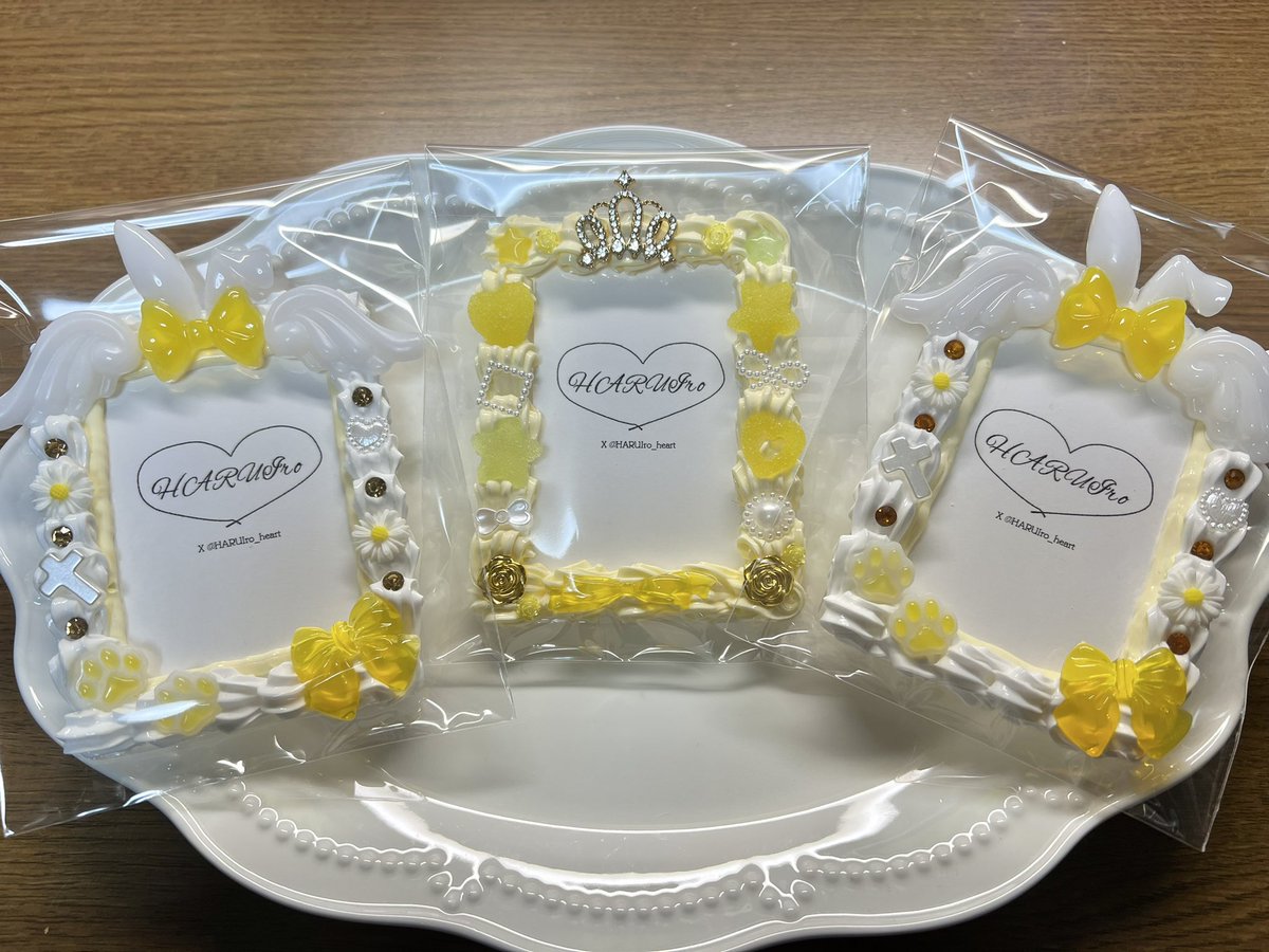 HARUIro_heart's tweet photo. お久しぶりです☺️
HARUIro♡から新商品のご案内です︎💕︎
先月一時的にハンドメイドガーデンズで納品をし大人気で即完売をした硬質カードケースを販売します🍀*゜
3/20に販売を予定しております🙇‍♀️

ぜひお手に取ってご覧下さい✨
販売先▶︎東京・サンシャイン池袋 ハンドメイドガーデンズ

1/3 https://t.co/t9BS3JG408