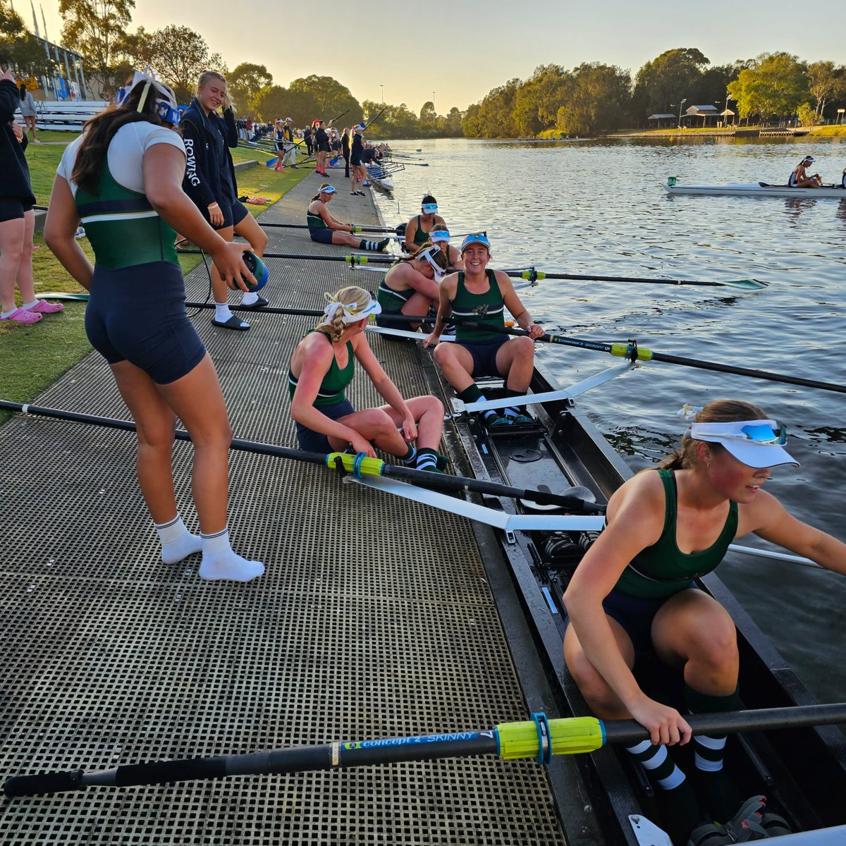 APS Sport tweet media