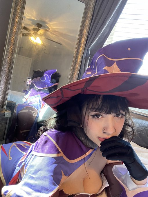 F*CK IT Sending the nudy version to everyone who says &lsquo;hi&rsquo; 🍒 https://t.co/j4HDwkSqTW<a href="/tag/apexledgends"class="tags"><span>#apexledgends</span></a>