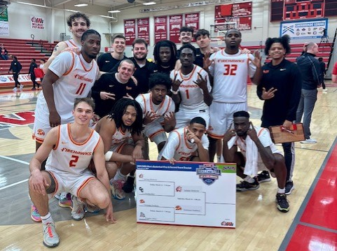 uts_firehawks's tweet photo. Vance Leads the Firehawks with 18 Points, Firehawks Teleport Past Tougaloo https://t.co/croIYePVi7 #gofirehawks #GameOn #BattleForTheRedBanner https://t.co/6KqvBtkc9q