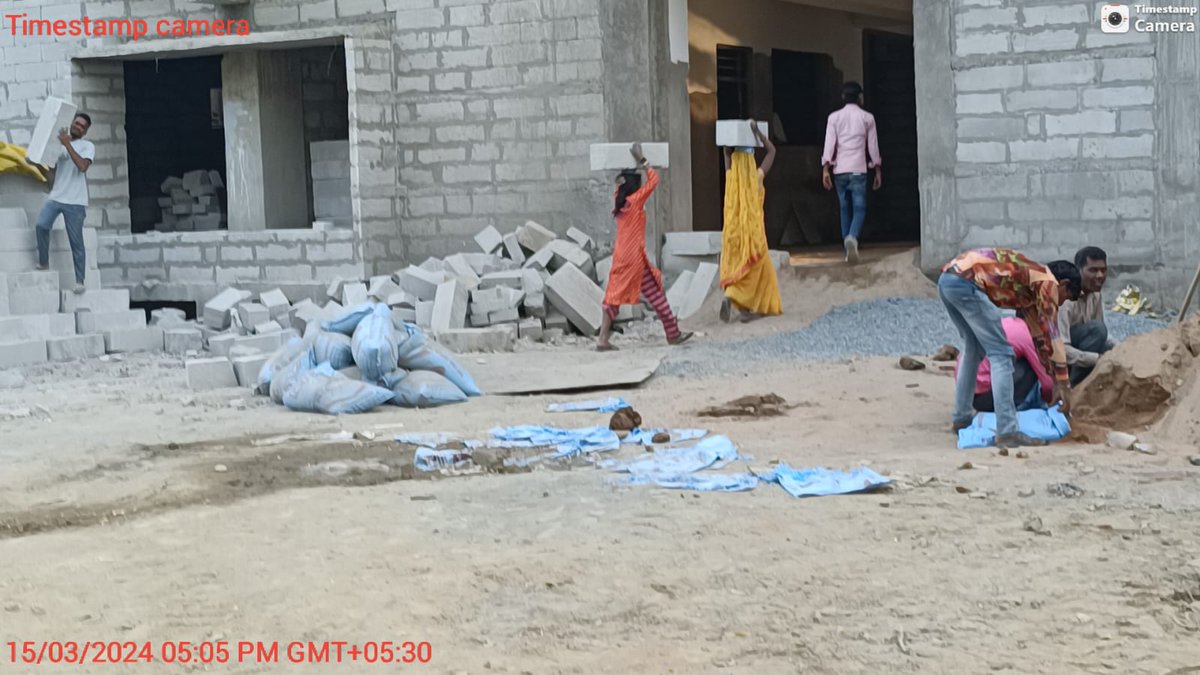 सिंगरौली, हिरवाह में सीएम राइज विद्यालय में नाबालिक बच्चे बने मजदूर हरियाणा के ठेकेदार की मनमानी से हो रहा है यह कार्य इतना ही नहीं मजदूरी का पैसा समय से नहीं करता भुगतान <a href="/ASinghINC/">Ajay Singh</a> <a href="/CMMadhyaPradesh/">Chief Minister, MP</a> <a href="/DrMohanYadav51/">Dr Mohan Yadav</a> <a href="/ChouhanShivraj/">Shivraj Singh Chouhan</a> <a href="/INamoAgain/">Narendra Modi ᴾᵃʳᵒᵈʸ</a> <a href="/narendramodi/">Narendra Modi</a> <a href="/NakulKNath/">Nakul Kamal Nath</a>