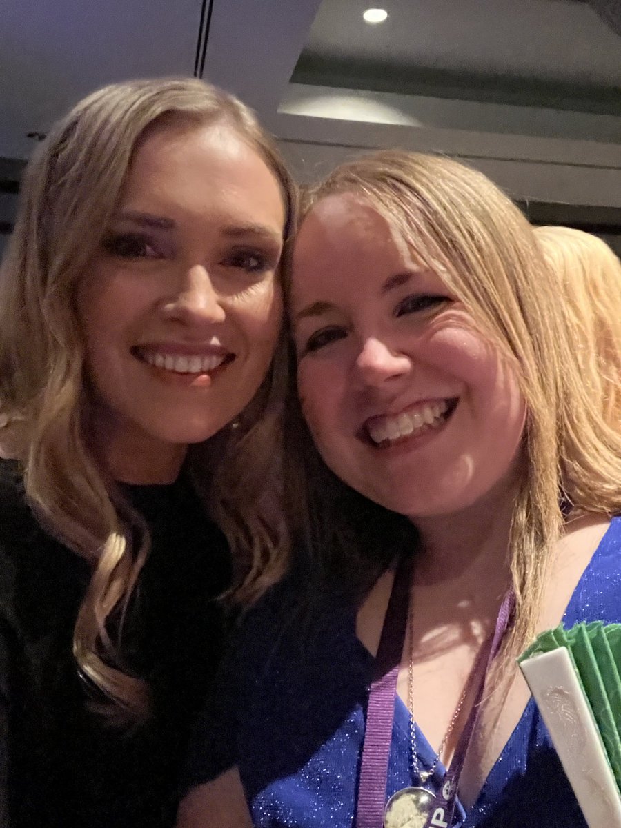 #conageddon #Conageddon4 

I actually love the way this photo turned out!

Couldn’t get a pic with Bob this year, but I have PLENTY coming. 😂 And got to take a wildly off target shot with him in beer pong.

Also, Chelsey is still an angel on this earth. She filmed a vid for Mom.