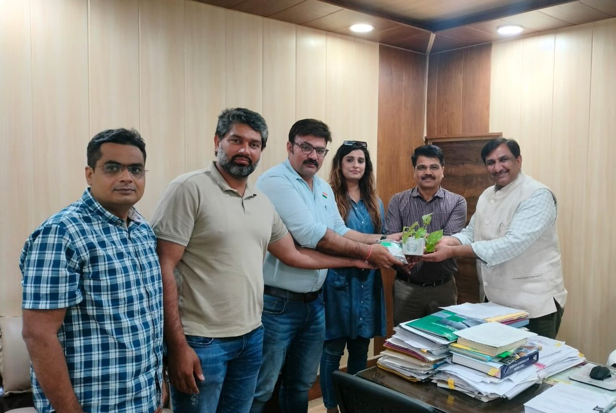DevelopNewGgn's tweet photo. UANG team has invited the Dignitaries to be part of the event on 17th Mar’24
Under its preamble 
#Social_Service - Blood Donation camp
#Nation_Builder -Showcase of Resourceful Green belt
#Patriotism - Pledge to make Gurugram safe &amp; Drug free 
@OfficialGMDA @gurgaonpolice https://t.co/PDq9XhmsRs