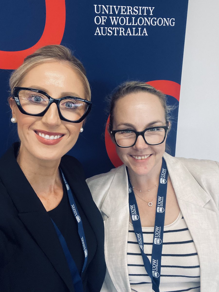 🤩 Grateful to work with such supportive colleagues @KatRiley_uni @KellyLewer @UoWnursing @uowshoalhaven 2024 @UOW #Rural #Health #Research Conference