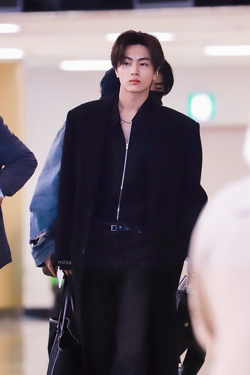 enhypenfansite's tweet photo. [HQ] 240316 GMP Gimpo Airport

#ENHYPEN #엔하이픈 #JAY #제이 #종성
@ENHYPEN @ENHYPEN_members https://t.co/WhsmESmaVH