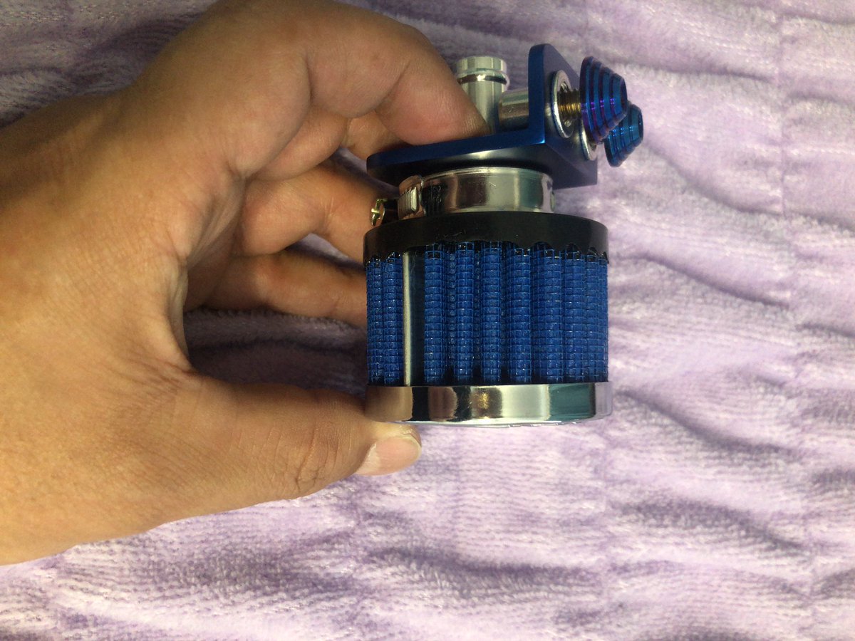 Tamashiro046's tweet photo. メットイン付属工作その弐🐰
ブリーザーフィルターステー💫
オイルクーラー用ホースクランプ🌈
クランプは結構隙間があったので0.5ゴム板を付けて若干ホールド感上げてホース傷での劣化予防😵
#bws125
#シグナス
#simota
#ブリーザーフィルター
#ホースクランプ
#アルマイト https://t.co/Ym80X5YXCq