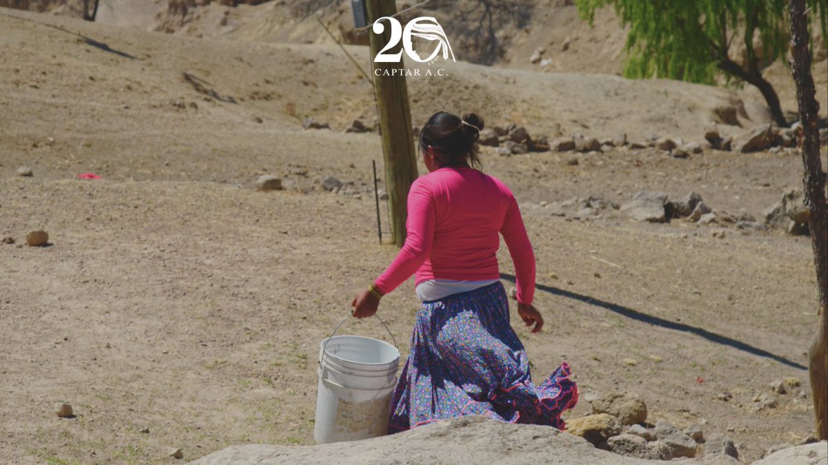 CAPTAR_'s tweet photo. ¿Imaginas como sería tu vida si tuvieras que caminar 15km diarios para conseguir agua?
Esta es la realidad de as familias en la Sierra Tarahumara

Visita nuestro sitio web para conocer más sobre nuestra solución para llevar más agua a las familias Rarámuri https://t.co/Kc0eBwcveY https://t.co/rb74yOFZoa