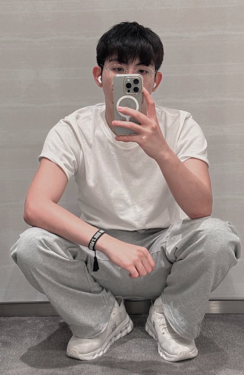 thanaboat_'s tweet photo. 💪🏻 https://t.co/zc0eGSrpOq