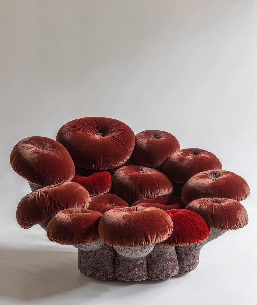hanslorei's tweet photo. Fungus furniture by Paul Octavius https://t.co/q5DIzaT32I