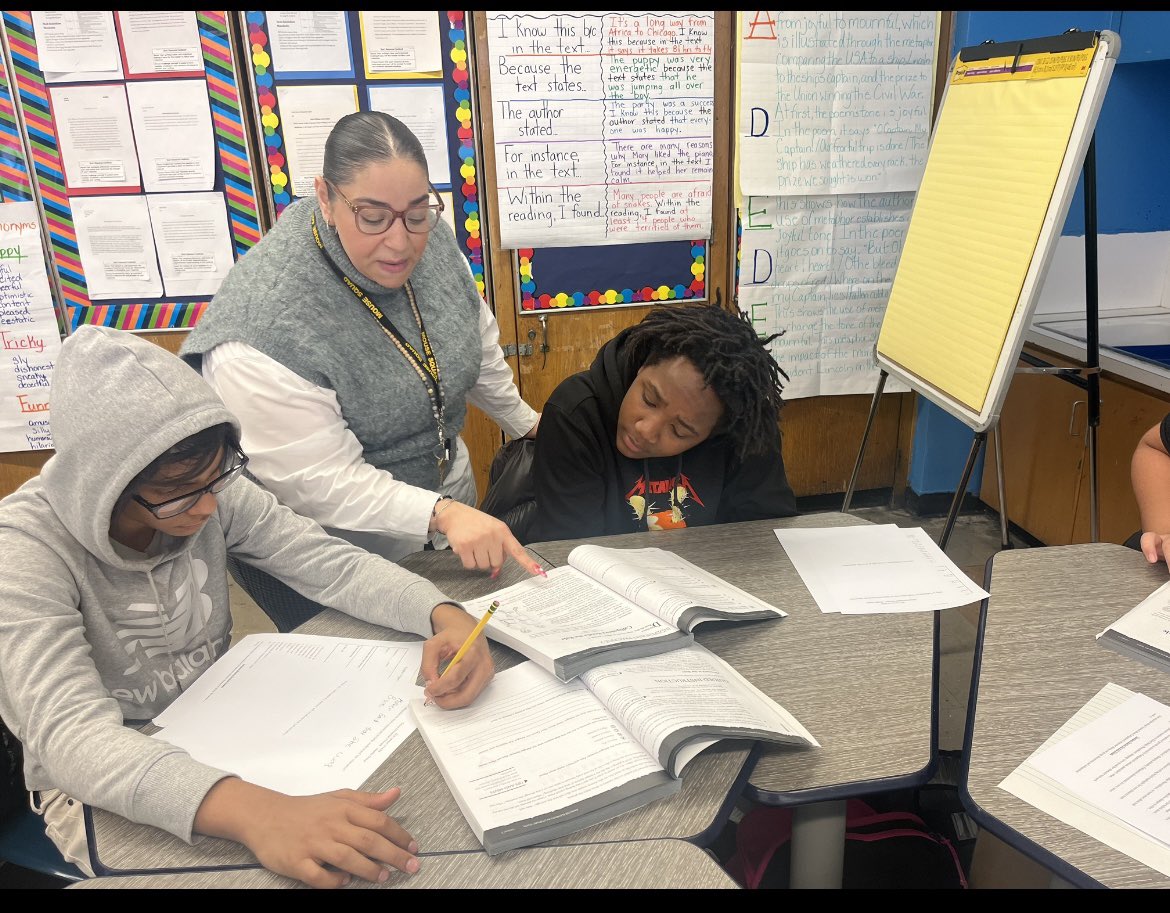 CaceresJasmira's tweet photo. Our MECCA Group in ACTION!! 
Learning and growing together as one.  @PS133Harlem @WeAreBethune92 #SpecialPopulation #MECCAGROUP #HarlemD5 @SeanLDavenport @DeCostaDawn @psms161_dpac @District5NYC https://t.co/xuzUbEdtZ7